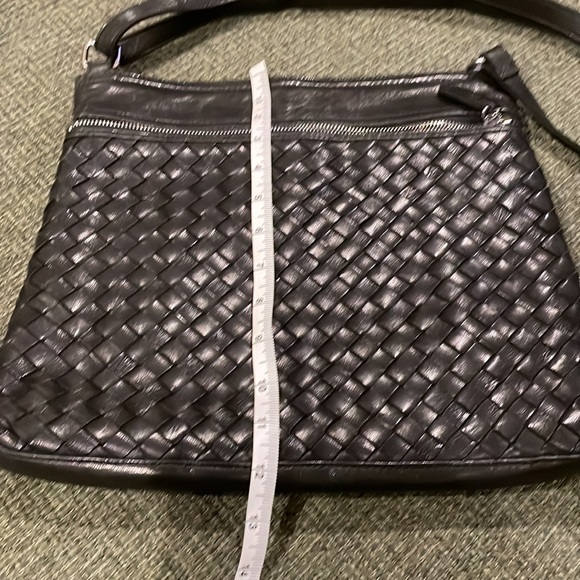 Margot black leather crossbody bag - Picture 4 of 10